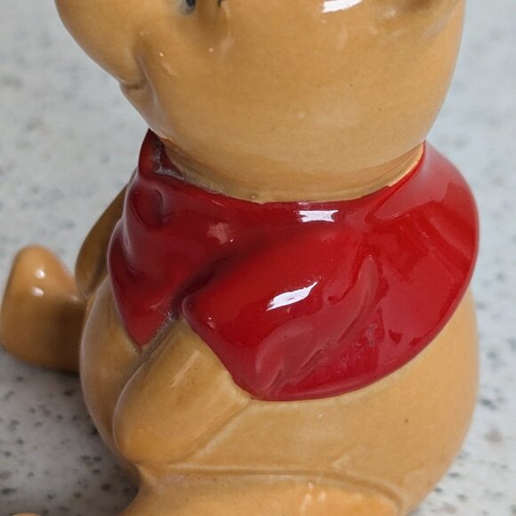 Beswick Winnie the Pooh Figurine - Picture 2 of 6